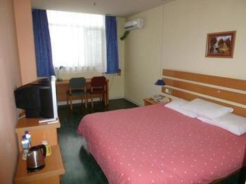 נאנטונג Home Inn Haiyang Road מראה חיצוני תמונה